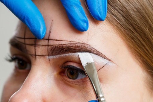 Eyebrow Threading + Tint